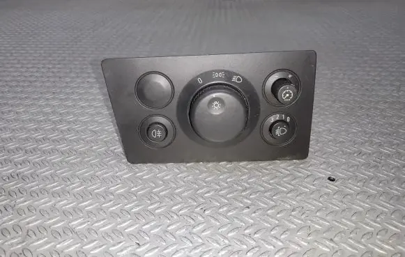 Opel Zafira B Light switch 13205863 LK04060130