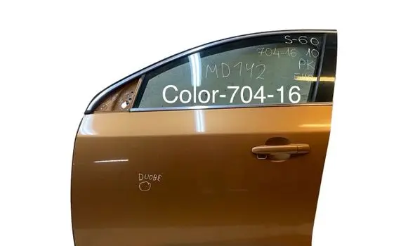 Volvo S60 Front door 
