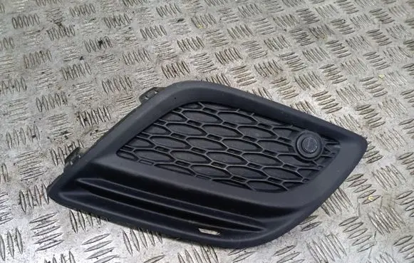 Volvo XC60 Front bumper lower grill