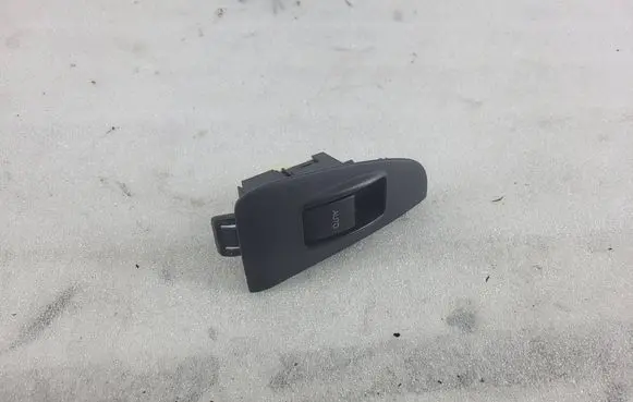 Toyota Avensis T250 Electric window control switch 7427105020