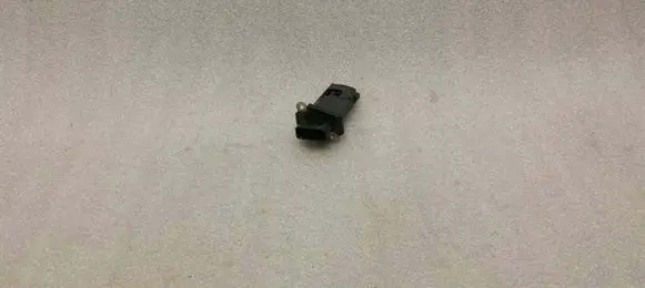 Audi A3 S3 8P Mass air flow meter 06F906461A