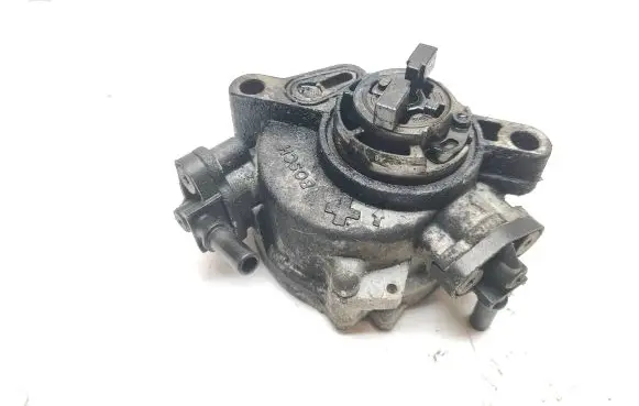 Peugeot 308 Vacuum pump 9804021880