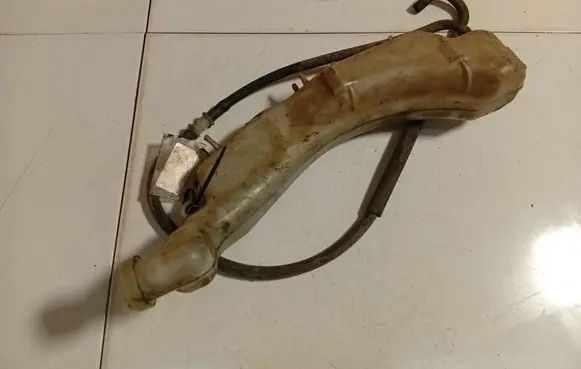 Honda FR-V Coolant expansion tank/reservoir 