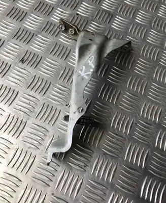 Audi A4 S4 B7 8E 8H Fender mounting bracket 8E0821135A