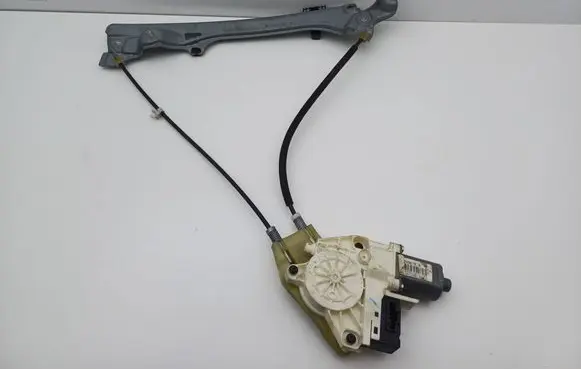 Renault Laguna III Rear door window regulator with motor 0130822400 827010001