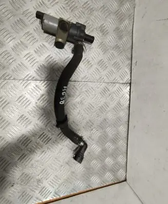 Maserati GranTurismo Water pump 392020034