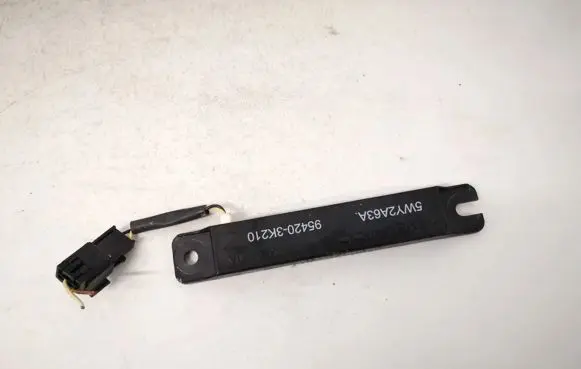 Hyundai ix 55 Antenna control unit 954203k210 95420-3k210