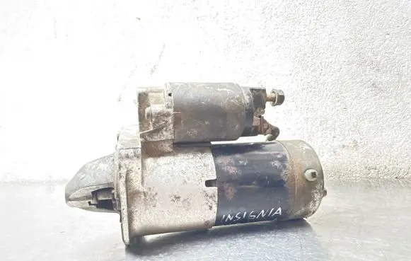 Opel Insignia A Starter motor 55353857 M001T30072