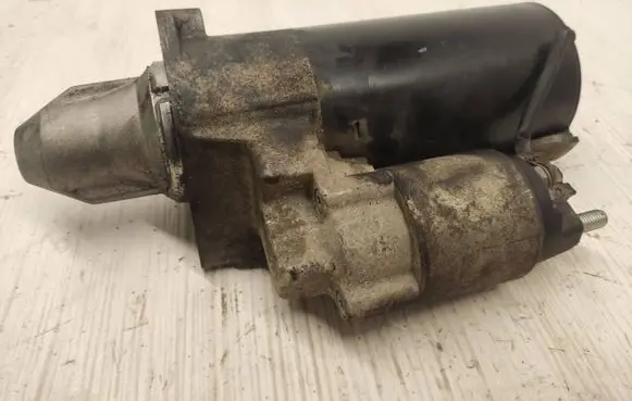 Mercedes-Benz C W204 Starter motor A0061516201
