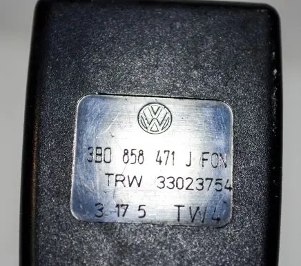 Volkswagen PASSAT B7 USA Front seatbelt buckle 3B0858471J
