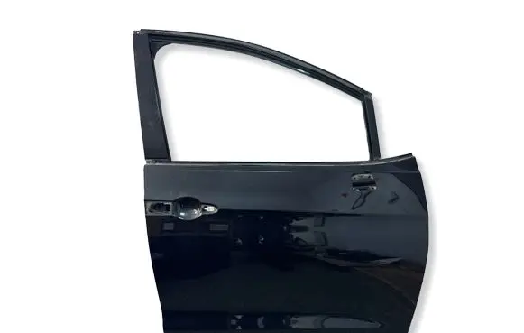 Chrysler Pacifica Front door 