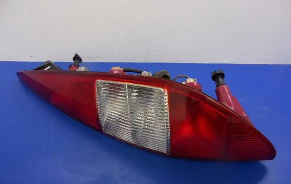 Ford Mondeo Mk III Rear/tail lights 1S71-13404-C