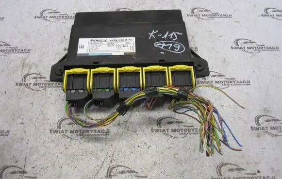 Ford Focus Comfort/convenience module AV6N-19G481-AG