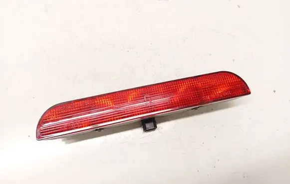 Audi A4 S4 B5 8D Third/center stoplight e351020