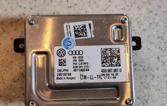 Audi A6 S6 C7 4G Headlight ballast module Xenon 4G0907697G