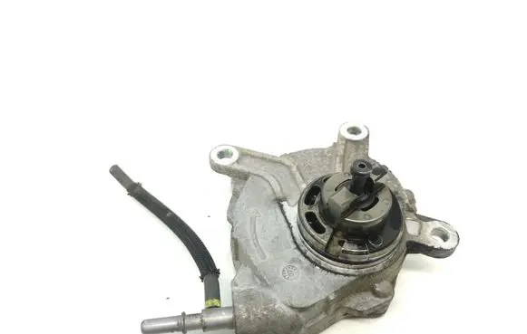 Toyota Avensis T250 Vacuum pump 22030718