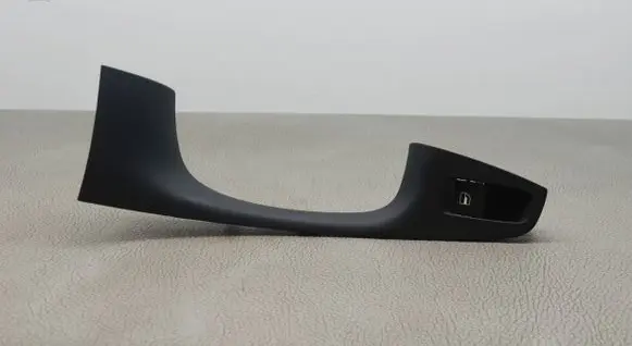 Volkswagen Jetta VI Electric window control switch 5C6867255CD