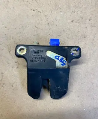 Audi A6 S6 C5 4B Tailgate/trunk/boot lock/catch/latch 4B5827505D