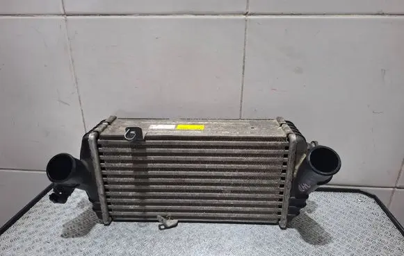 Hyundai i30 Intercooler radiator 282702A570
