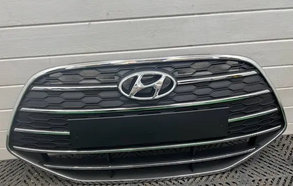 Hyundai ix20 Front bumper upper radiator grill 863511K510