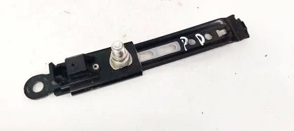 Toyota Corolla Verso AR10 Seat belt adjustment rail 