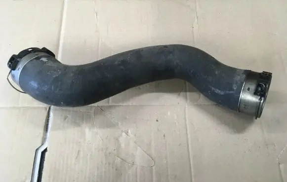 Mercedes-Benz C W204 Intercooler hose/pipe A2125280000