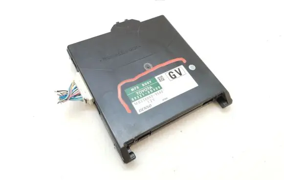 Toyota Yaris Other control units/modules 89221-0D400
