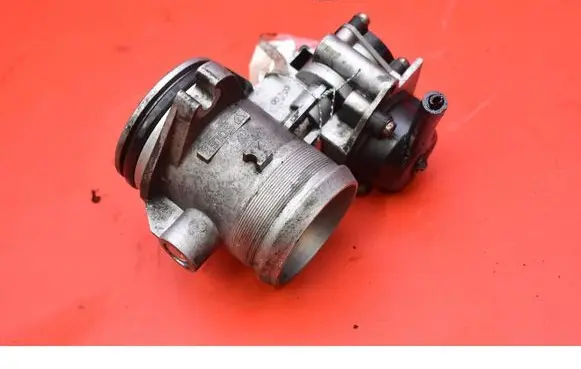Peugeot 406 Throttle body valve PSA648