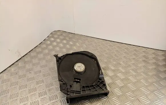 BMW 1 F20 F21 Subwoofer speaker 430407861871 9210147