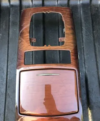 Cup holder front