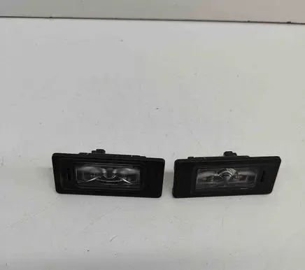 Porsche Cayenne (9Y0 9Y3) Number plate light 5NA943021