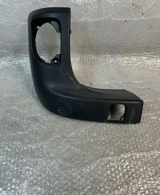 Rear bumper corner part panel trim