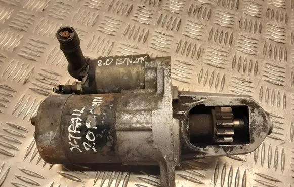 Nissan X-Trail T30 Starter motor 233008H500