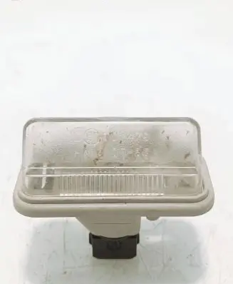 Toyota Avensis T250 Number plate light E1001479