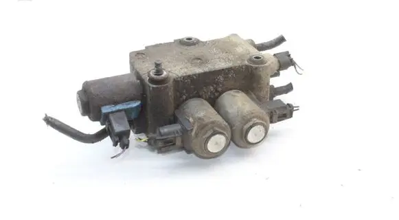Land Rover Range Rover Sport L320 Air suspension control unit module (rear) RVH500090