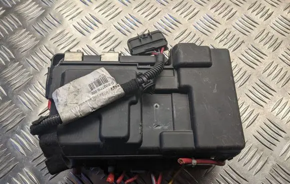 Volvo S60 Fuse module 31337183