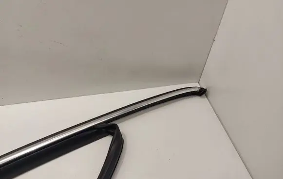 Volkswagen PASSAT B8 Rubber seal front door window/glass 3G0837432M
