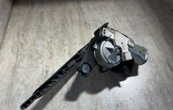 Citroen C4 II Rear window wiper motor 9680477480 53031812