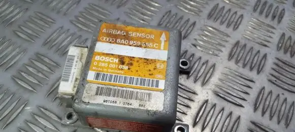 Audi A4 S4 B5 8D Airbag control unit/module 8a0959655c 0285001038