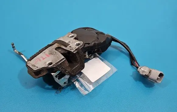 Toyota RAV 4 (XA10) Tailgate/trunk/boot lock/catch/latch IMPRK1546385