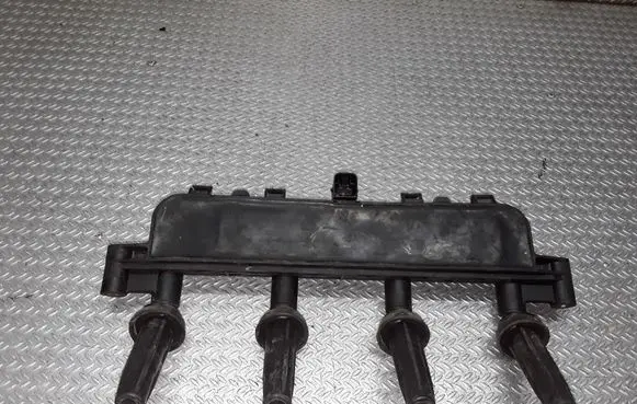 Peugeot 206 High voltage ignition coil 9628158580