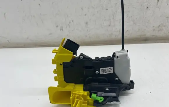 Hyundai Kona II Front door lock 81320DF200