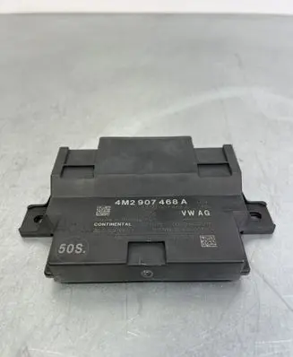 Audi Q7 4M Gateway control module 4M2907468A