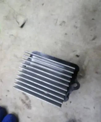 Suzuki SX4 S-Cross Heater blower motor/fan resistor KRIS235789