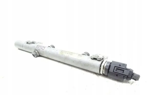 Chrysler 300 - 300C Fuel main line pipe A6420702695