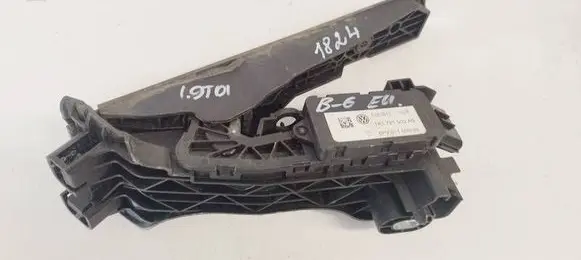 Volkswagen Golf V Accelerator throttle pedal 1K1721503AS