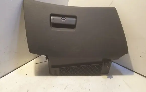 BMW 5 E39 Glove box lid/cover 
