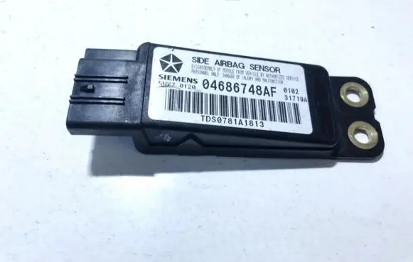 Chrysler Voyager Airbag deployment crash/impact sensor 04686748af 010231719a5wyc0120