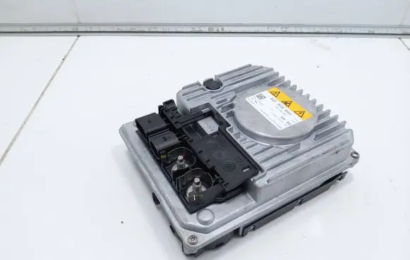 Audi Q3 F3 Airbag deployment crash/impact sensor 5QF959663 29200004
