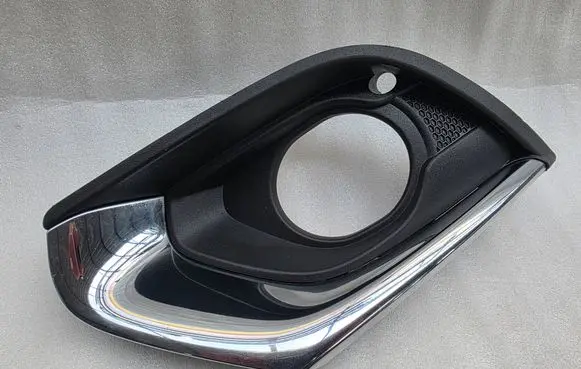 Opel Corsa E Front bumper lower grill 13399275